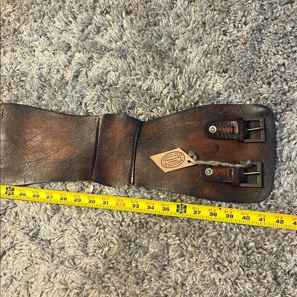 Vibaly Pel Leather boho Steampunk Corset Belt. Renaissance Retail $450 Used once - Picture 7 of 9